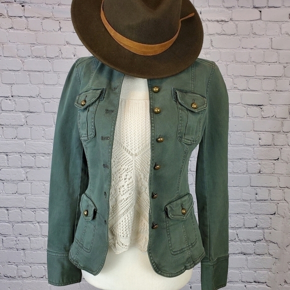 𝅺LOVE Fire Scalloped Hem Open Stitch Tank Top Small - Picture 10 of 10